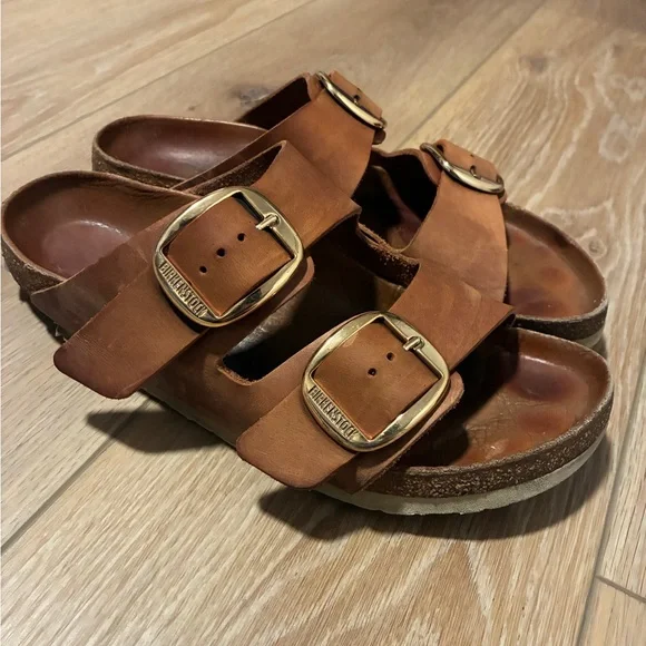 Birkenstock Tan Leather Sandals with Gold Buckles - Picture 2 of 10